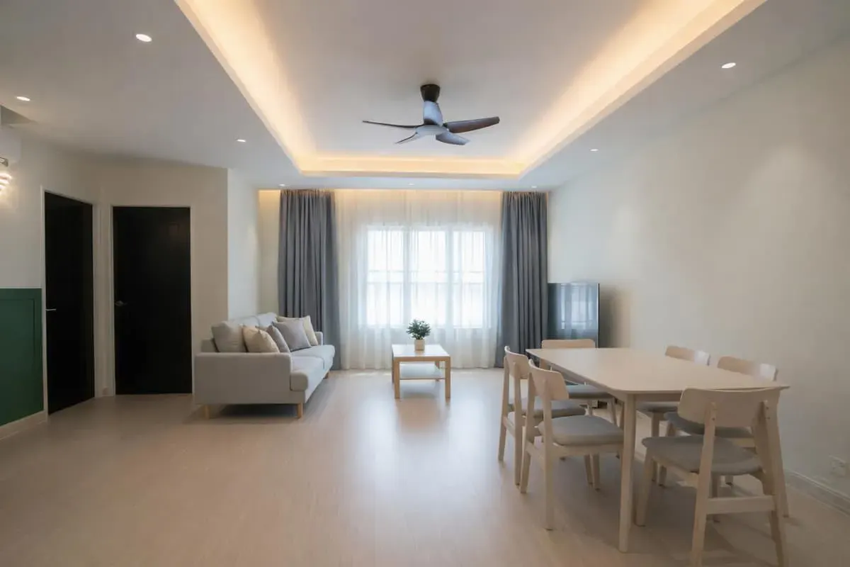 Modern Calm Green Accent rental interior design theme by MyReno Penang — applied in Teluk Kumbar and Jelutong